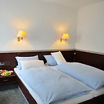 Gartenhotel Fettehenne فندق